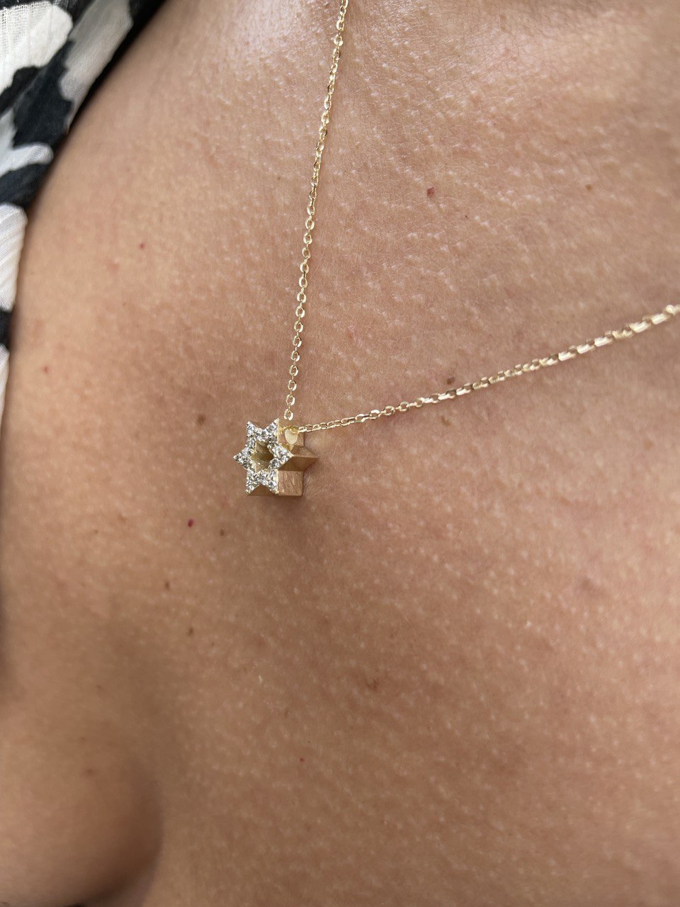 Magen David Necklace | שרשרת מגן דוד עם יהלומים
