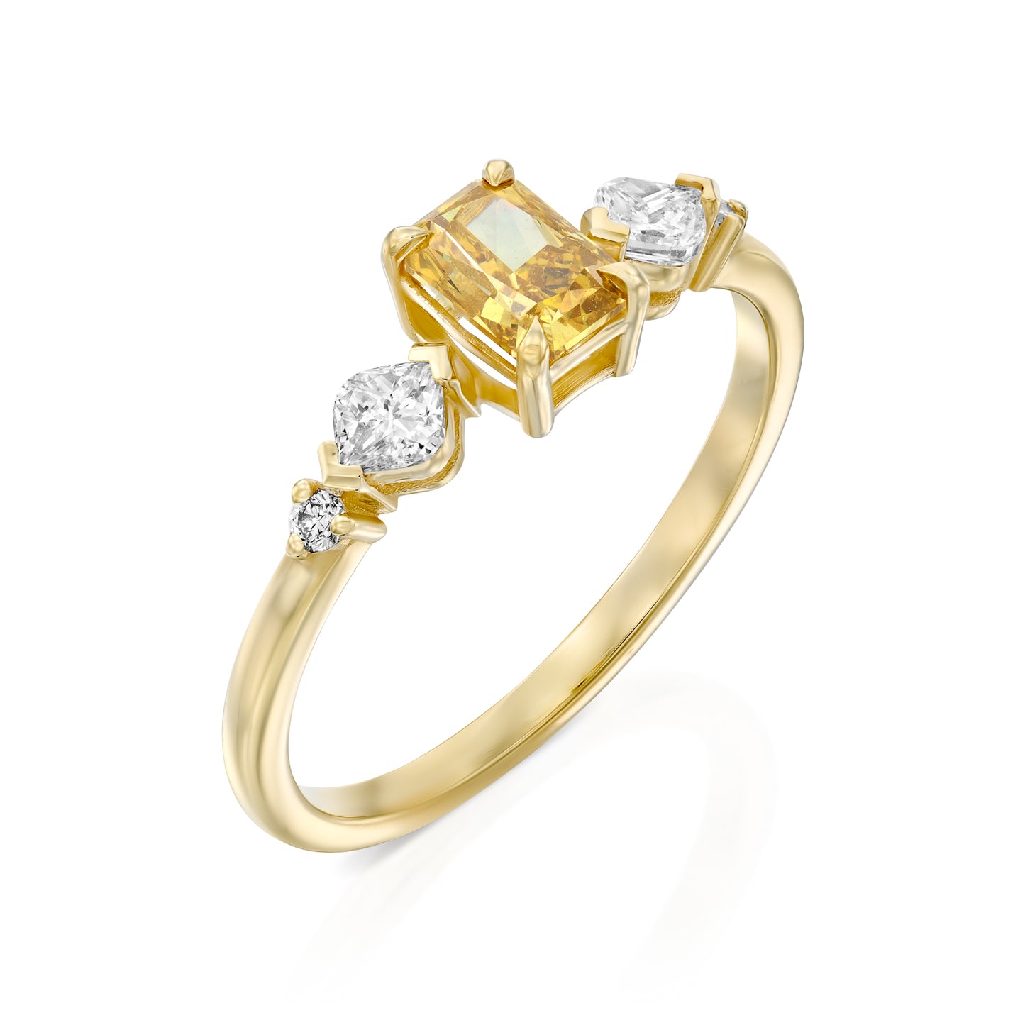 Fancy Elegant Ring|טבעת יהלום פנסי צהוב