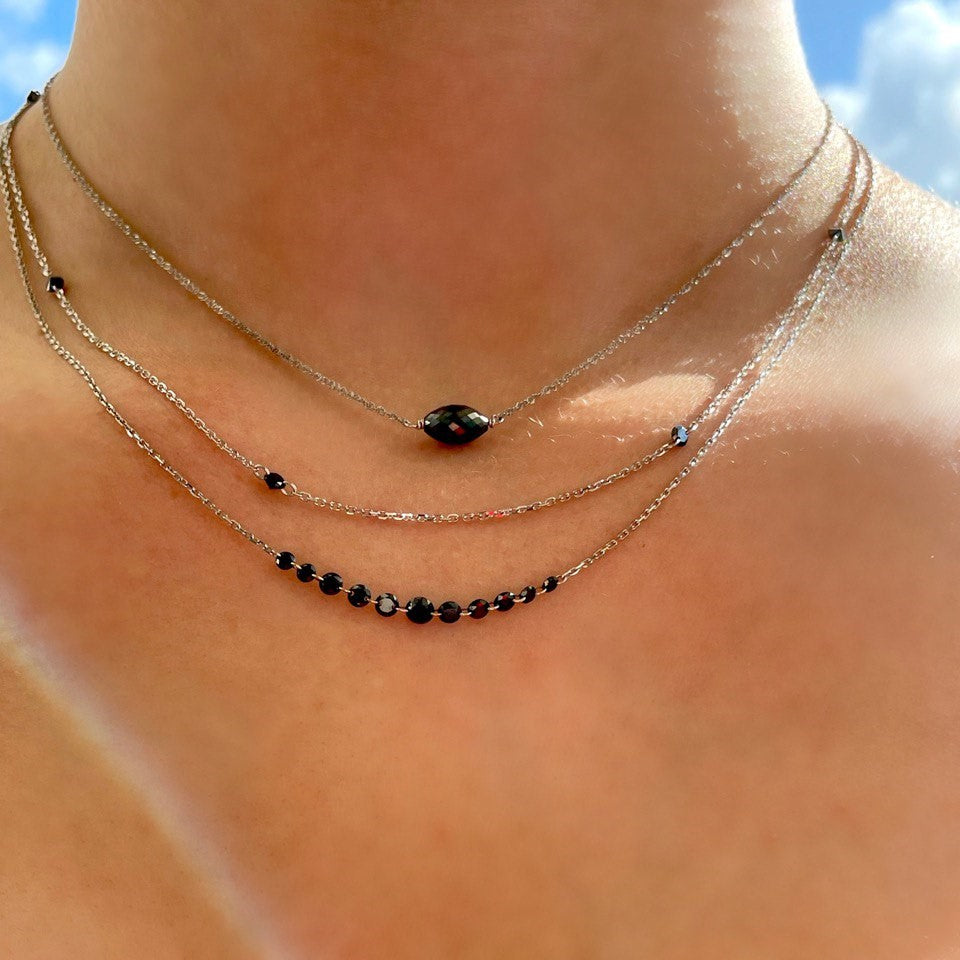 Floating Collar Diamonds | שרשרת קולר יהלומים שחורים מרחפים