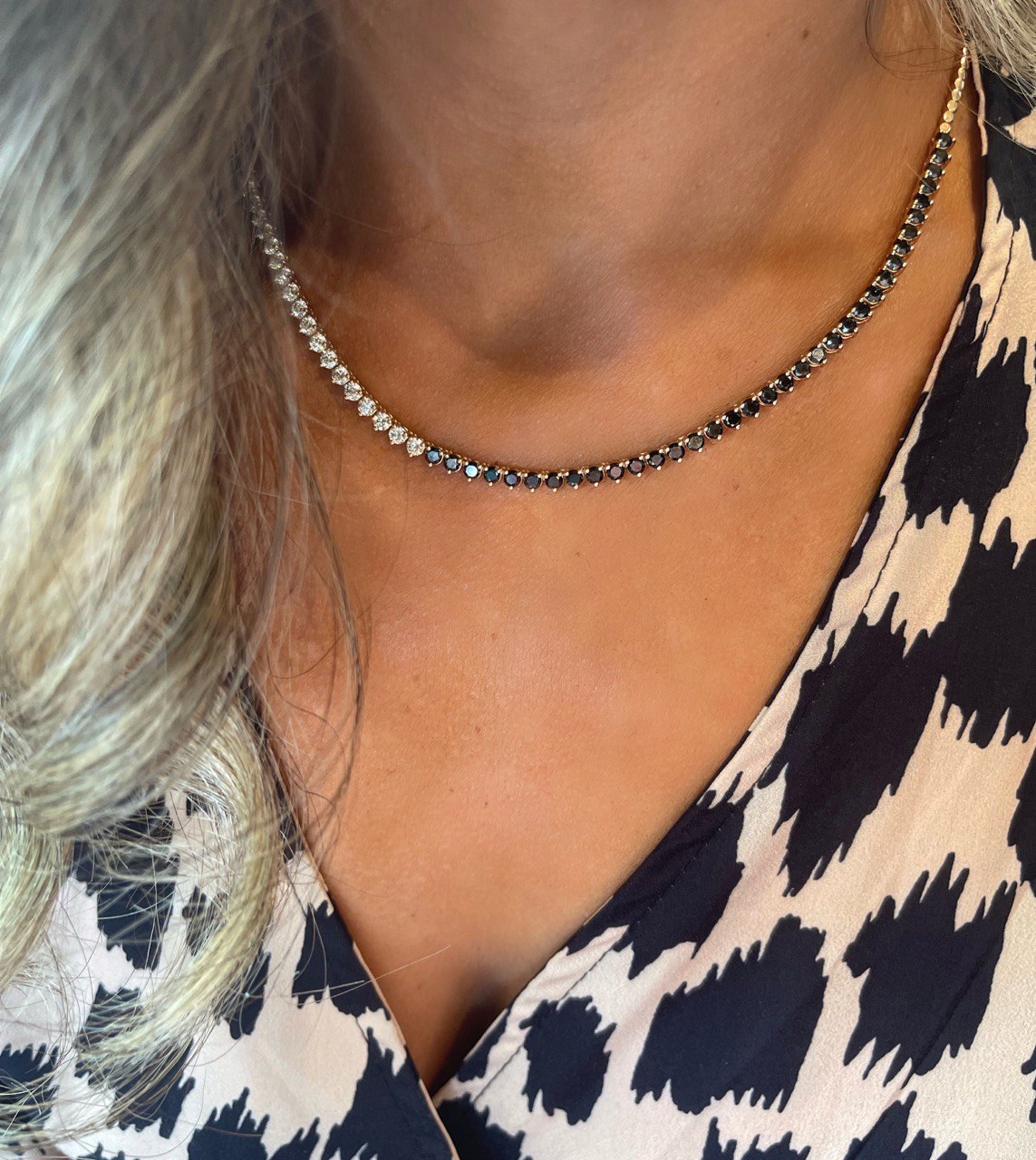 Half Way Colier Tennis Necklace Rental